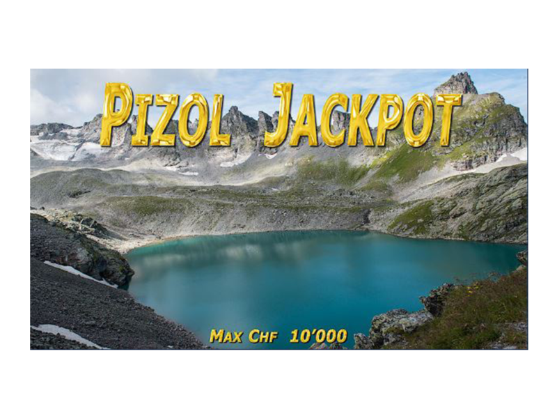Berglandschaft mit einem türkisfarbenen See, umgeben von felsigen Hängen unter einem blauen Himmel. In fetter gelber Schrift steht „Pizol Jackpot“ und „Max CHF 10'000“.
